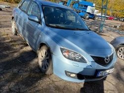 Blå Begagnad 2007 Mazda 3 Inclusive Halvkombi | 8 900 kr (Superpris)