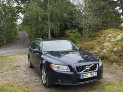 Blå Begagnad 2012 Volvo V70 Momentum Kombi | 49 700 kr (Bra pris)