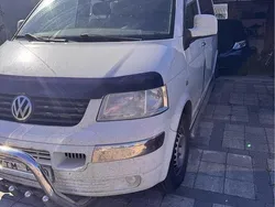 Vit Begagnad 2006 VW Shuttle Minibuss | 89 000 kr