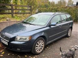 Blå Begagnad 2006 Volvo V50 Kinetic Kombi | 19 500 kr (Marknadspris)