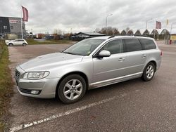 Silver Begagnad 2016 Volvo V70 Momentum Kombi | 100 000 kr (Superpris)