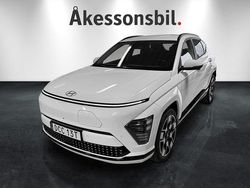 Vit Begagnad 2023 Hyundai Kona Advanced SUV | 424 900 kr (Marknadspris)