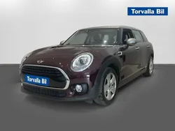 Röd Begagnad 2017 Mini Cooper Clubman Salt Kombi | 169 900 kr (Marknadspris)