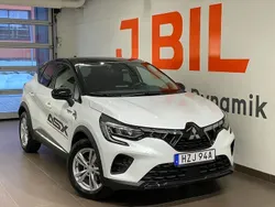 Vit (crystal white med svart tak) Begagnad 2023 Mitsubishi ASX Intense+ SUV | 309 900 kr