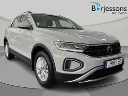 Grå Begagnad 2022 VW T-Roc Life SUV | 244 000 kr (Marknadspris)