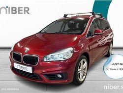 Röd Begagnad 2015 BMW 218 Gran Tourer Advantage Minibuss | 139 900 kr (Marknadspris)