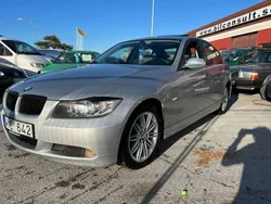 Ljusgrå Begagnad 2005 BMW 320 Advantage Sedan | 59 000 kr (Marknadspris)