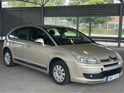 Brun Begagnad 2007 Citroën C4 Halvkombi | 17 500 kr (Marknadspris)