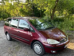 Röd Begagnad 2005 Ford Galaxy Minibuss | 39 000 kr