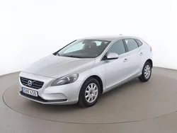 Silver Begagnad 2015 Volvo V40 Momentum Kombi | 103 000 kr (Marknadspris)