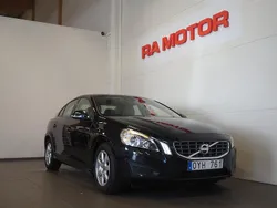 Svart Begagnad 2011 Volvo S60 Kinetic Sedan | 109 900 kr (Marknadspris)