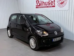 Svart Begagnad 2014 VW up! high up! Halvkombi | 59 500 kr (Marknadspris)