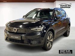 Svart Begagnad 2023 Volvo XC40 Core SUV | 314 000 kr