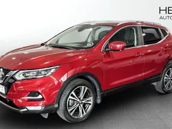 Röd metallic Begagnad 2019 Nissan Qashqai 360º SUV | 199 900 kr (Marknadspris)