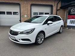 Summit white Begagnad 2016 Opel Astra Enjoy Kombi | 114 500 kr (Marknadspris)
