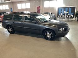 Grå Begagnad 2003 Volvo V70 Kombi | 20 000 kr (Marknadspris)