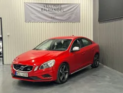 Röd Begagnad 2011 Volvo S60 R-Design Sedan | 119 900 kr (Marknadspris)