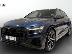 Blå Begagnad 2022 Audi Q8 S-Line SUV | 689 000 kr (Marknadspris)