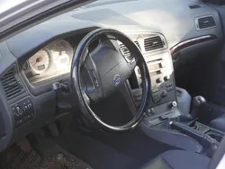 Grå Begagnad 2004 Volvo V70 Business Edition Kombi | 5 000 kr (Superpris)