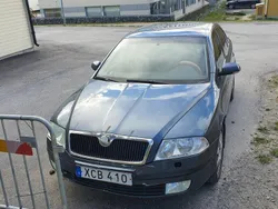 Grå Begagnad 2005 Skoda Octavia Halvkombi | 10 000 kr (Marknadspris)