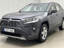 Mörkgrå Begagnad 2020 Toyota RAV4 Active | 279 900 kr