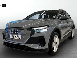 Grå Begagnad 2022 Audi Q4 e-tron Proline SUV | 319 000 kr (Marknadspris)