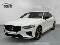 Vit Begagnad 2021 Volvo S60 R-Design Sedan | 379 000 kr (Marknadspris)