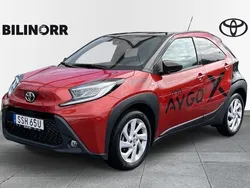 Röd Begagnad 2022 Toyota Aygo Halvkombi | 199 900 kr (Lite dyr)