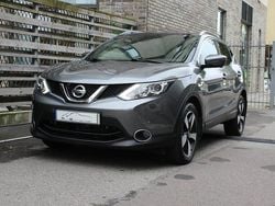Grå Begagnad 2017 Nissan Qashqai N-Vision SUV | 159 900 kr (Marknadspris)
