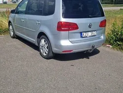 Silver Begagnad 2011 VW Touran Minibuss | 65 000 kr (Marknadspris)