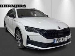 Vit Ny 2025 Skoda Octavia SportLine Kombi | 479 900 kr