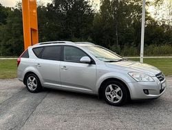 Silver Begagnad 2008 Kia Ceed Sportswagon EX Kombi | 35 000 kr (Marknadspris)