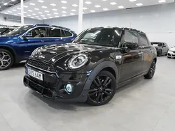 Svart Begagnad 2020 Mini John Cooper Works Halvkombi | 238 900 kr (Marknadspris)