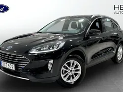 Svart (black) Begagnad 2021 Ford Kuga Titanium SUV | 244 900 kr (Marknadspris)
