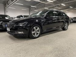 Svart metallic Begagnad 2019 Skoda Superb Business Line Kombi | 249 000 kr (Bra pris)