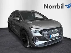 Tyfongrå metallic Begagnad 2023 Audi Q4 e-tron Proline SUV | 619 000 kr