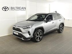 Silver metallic Begagnad 2023 Toyota RAV4 Style SUV | 479 900 kr (Marknadspris)