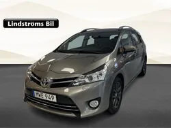 Brun Begagnad 2015 Toyota Verso Multidrive S Minibuss | 184 900 kr (Marknadspris)