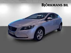 Silver Begagnad 2016 Volvo V40 Business Edition Kombi | 159 000 kr (Marknadspris)