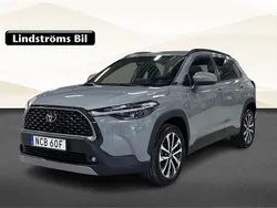 Grå Begagnad 2024 Toyota Corolla Cross Active SUV | 369 900 kr (Marknadspris)