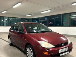 Begagnad 1999 Ford Focus Halvkombi | 14 900 kr (Marknadspris)