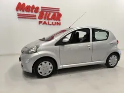 Silver Begagnad 2007 Toyota Aygo Halvkombi | 39 900 kr (Dyr)