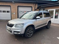 Silver (silver metallic) Begagnad 2016 Skoda Yeti Outdoor SUV | 154 500 kr (Lite dyr)