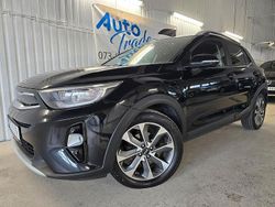 Svart Begagnad 2017 Kia Stonic Advance SUV | 109 900 kr (Marknadspris)