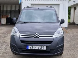 Begagnad 2018 Citroën Berlingo Minibuss | 90 000 kr