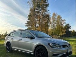 Silver Begagnad 2018 VW Golf VII Kombi | 140 000 kr (Marknadspris)