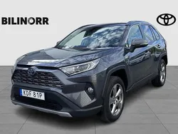 Mörkgrå Begagnad 2021 Toyota RAV4 Hybrid Executive SUV | 339 900 kr (Marknadspris)