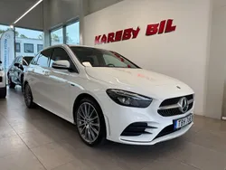 Vit Begagnad 2020 Mercedes B250e AMG Minibuss | 314 900 kr (Marknadspris)