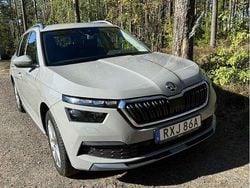 Grå Begagnad 2021 Skoda Kamiq Adventure SUV | 215 000 kr (Marknadspris)
