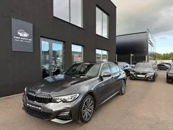 Grå Begagnad 2020 BMW 330e Sedan | 330 000 kr (Marknadspris)